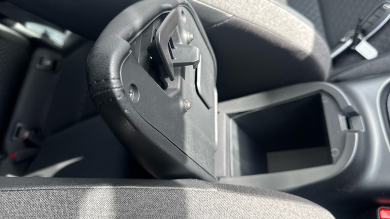 Nissan Juke 1.6 Hybrid N-Connecta 5dr Auto Hybrid Hatchback